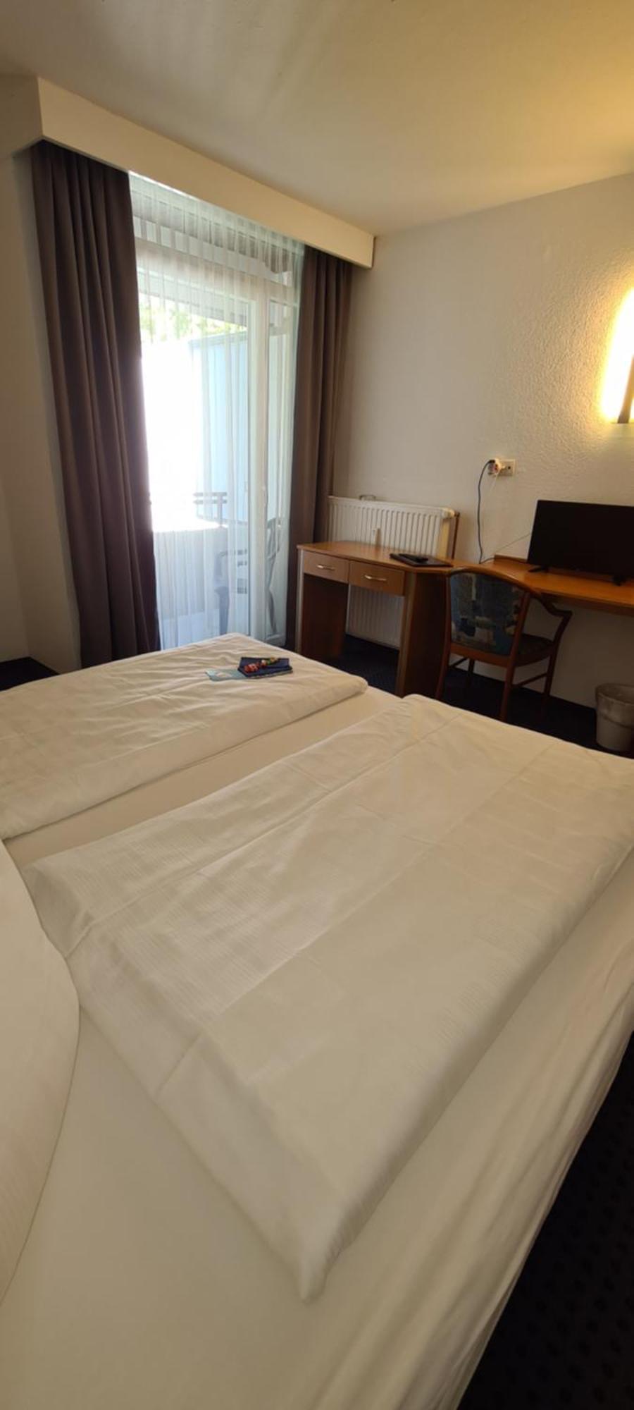 Aparthotel Hoeper Oyten Bagian luar foto
