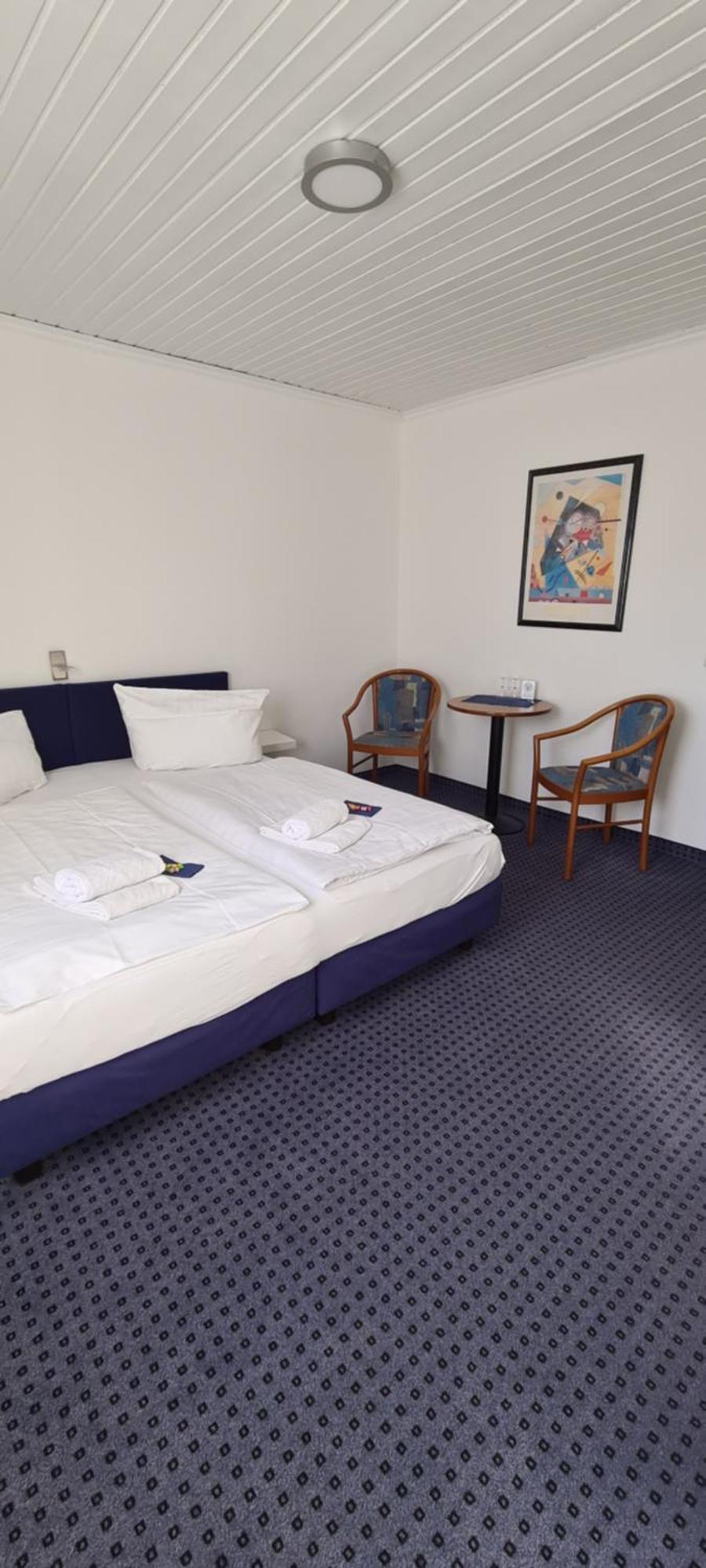 Aparthotel Hoeper Oyten Bagian luar foto