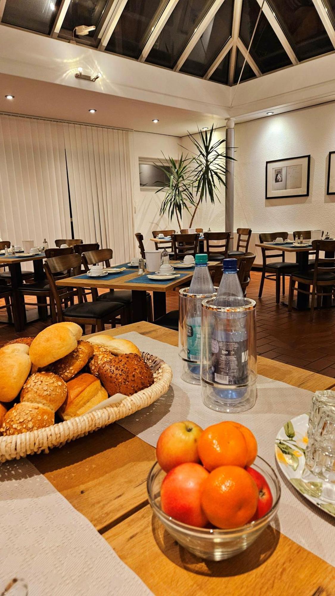 Aparthotel Hoeper Oyten Bagian luar foto