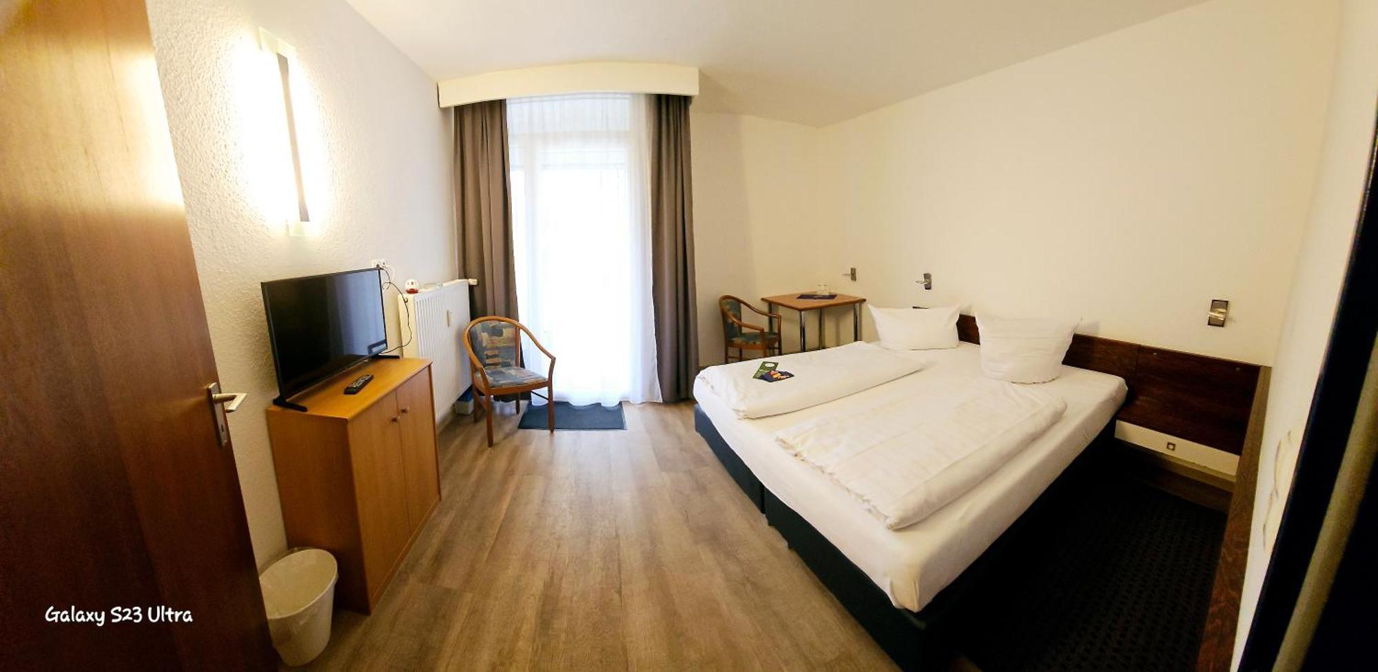 Aparthotel Hoeper Oyten Bagian luar foto
